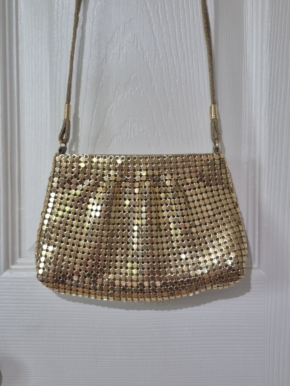 VINTAGE 1980s Prestige International Gilt Mesh Small Evening Clutch Shoulder Bag
